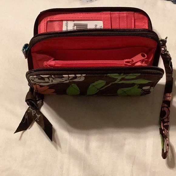 Vera Bradley bohemian blooms triple zip hipster wallet - Picture 3 of 3